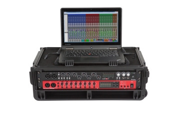 SKB 1SKB-ISF2U iSeries Studio Flyer Laptop Rack Case